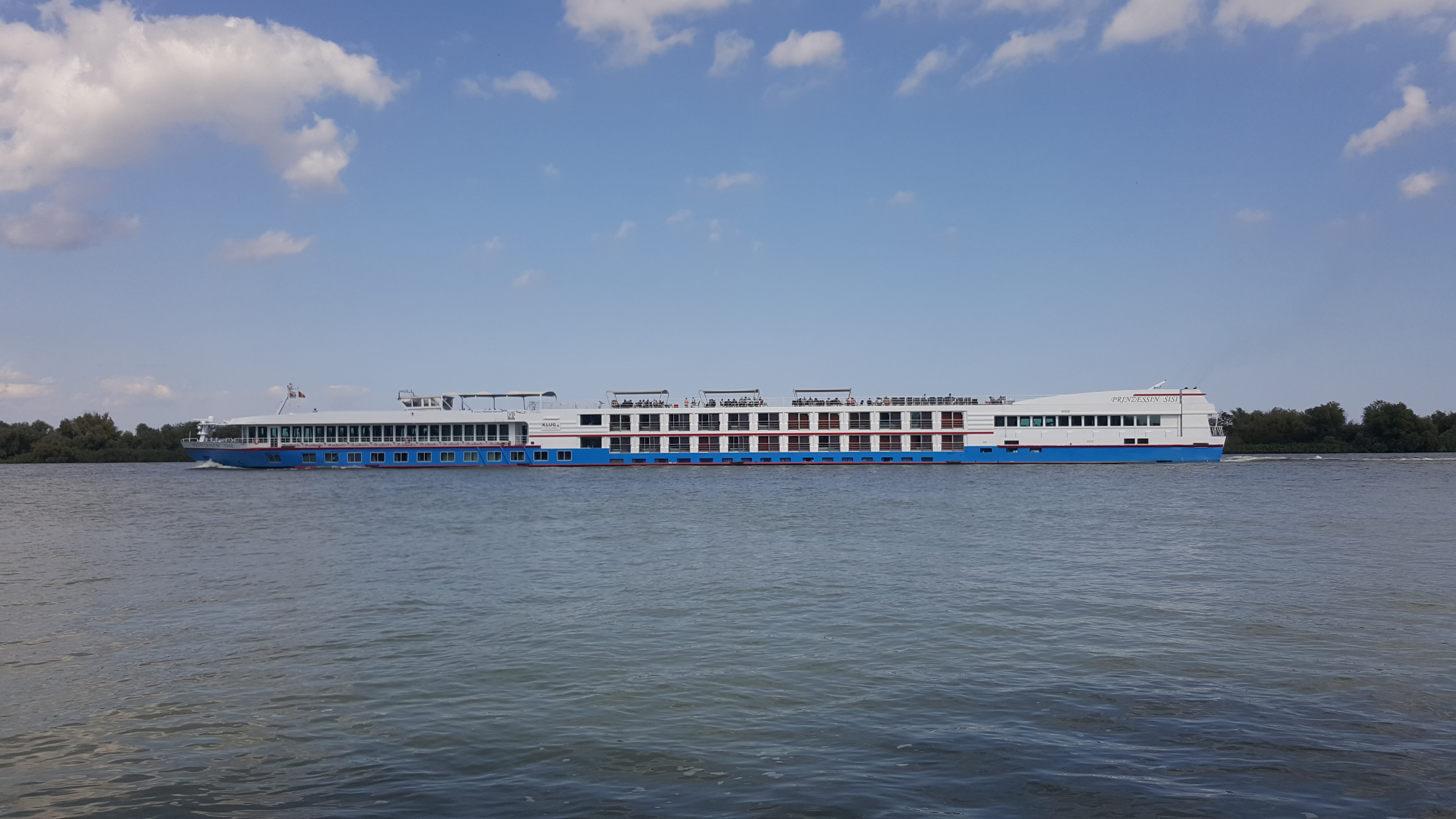 Vas de croaziera pe Dunare